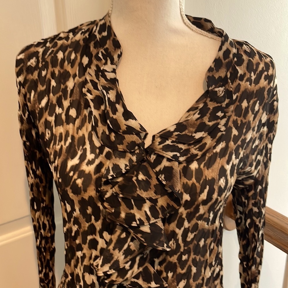Caché Vintage Animal Print Ruffled Top - Picture 2 of 11